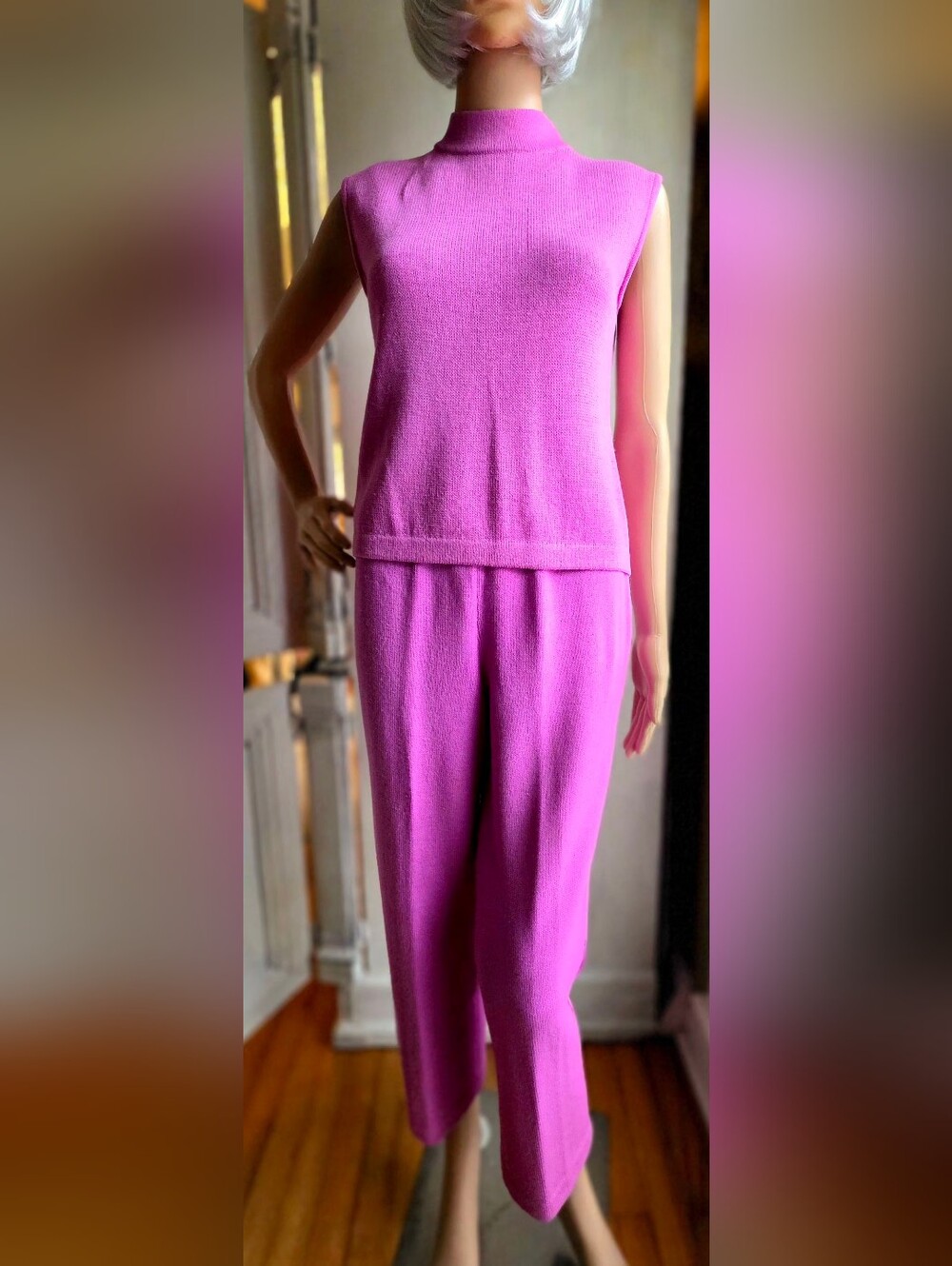 St John Collection Pink Knit 2 Piece Outfit Shoulder Zip Top 6 Pants 8 USA
